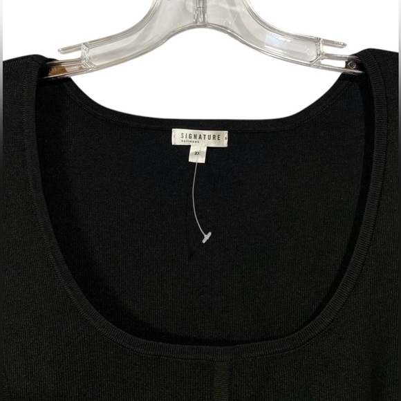 NWOT, Reitmans, Plus-Size Black Sweater With Round Neckline, 2X - Picture 4 of 9